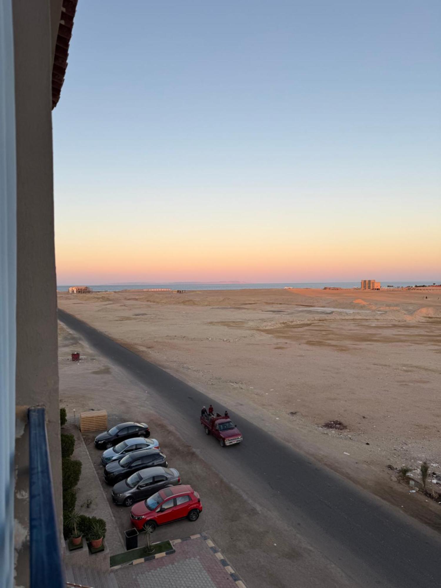 Cozy Little Studio Near Kite Station. Hurghada Bagian luar foto